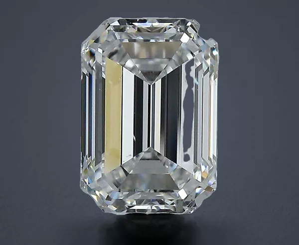 2.6 Carat · D · VS2 Rare Carat Ideal Cut