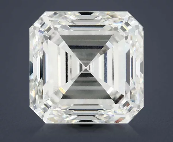 4 Carat · F · VVS2 excellent Cut