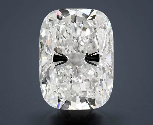 4.9 Carat · E · VVS2 Rare Carat Ideal Cut