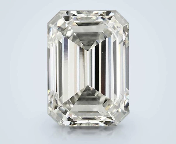 4.04 Carat · G · VVS2 Rare Carat Ideal Cut