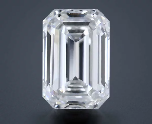 0.4 Carat · F · VVS2 Rare Carat Ideal Cut