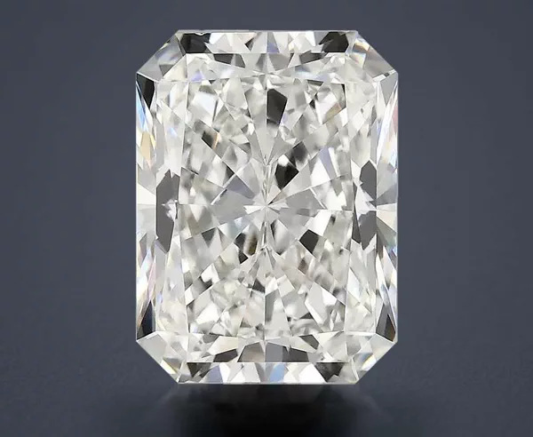 4.51 Carat · G · VS1 Rare Carat Ideal Cut