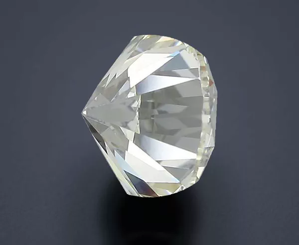 0.78 Carat · H · VVS1 excellent Cut