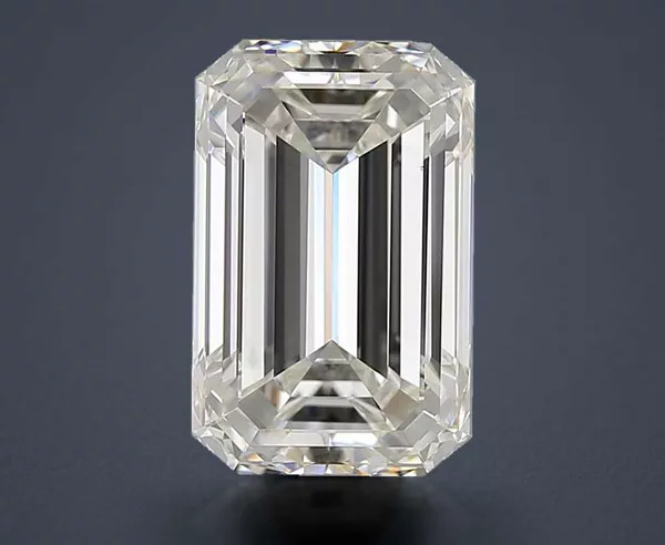 5.03 Carat · J · VS2 Rare Carat Ideal Cut