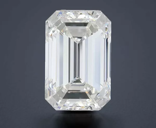 2.88 Carat · G · VS1 Rare Carat Ideal Cut