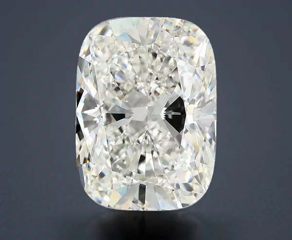 4.91 Carat · F · VVS2 Rare Carat Ideal Cut