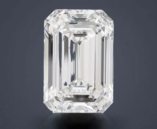 5.51 Carat · F · VS1 Rare Carat Ideal Cut