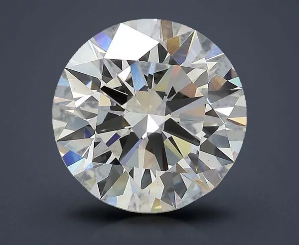 4.88 Carat · F · VS2 Rare Carat Ideal Cut
