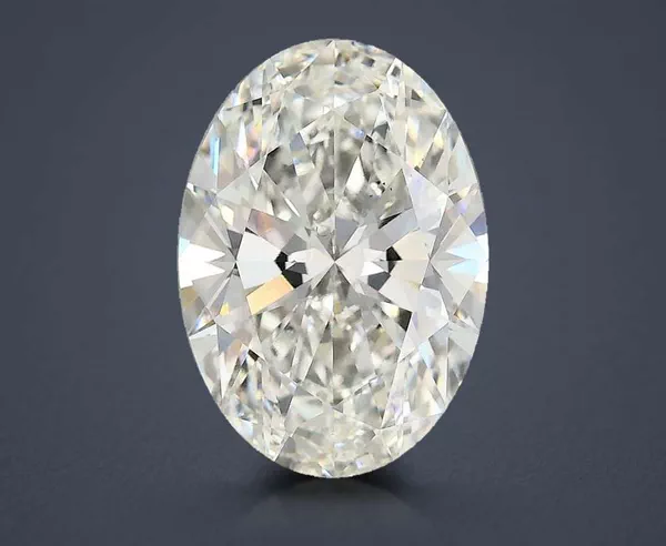 4.06 Carat · G · VS1 Rare Carat Ideal Cut