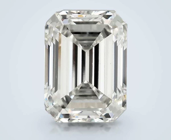 4.04 Carat · G · VS1 Rare Carat Ideal Cut
