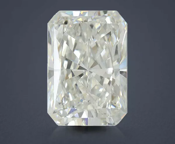 5.24 Carat · G · VS1 Rare Carat Ideal Cut