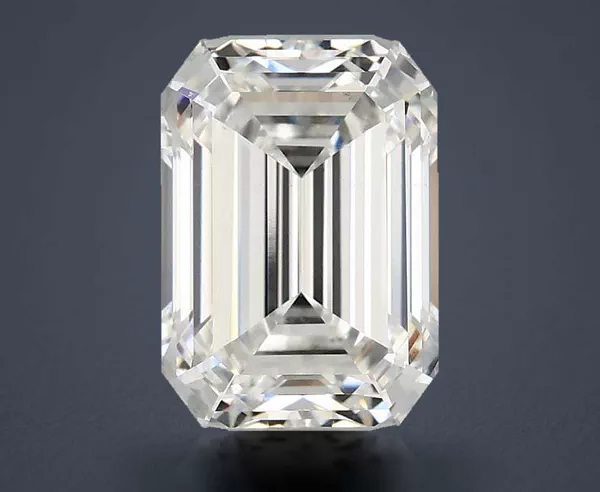 3.31 Carat · E · VS1 Rare Carat Ideal Cut