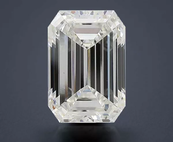 4.59 Carat · F · VS1 Rare Carat Ideal Cut