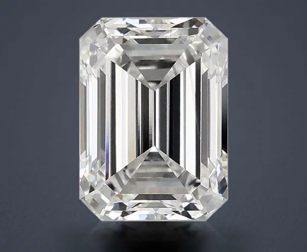 2.05 Carat · E · VS2 Rare Carat Ideal Cut