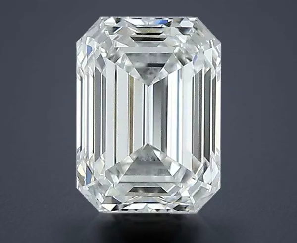 0.32 Carat · F · VVS2 Rare Carat Ideal Cut