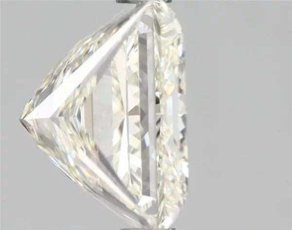 4.01 Carat · J · VVS1 excellent Cut