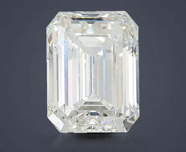 4.34 Carat · F · VS2 Rare Carat Ideal Cut