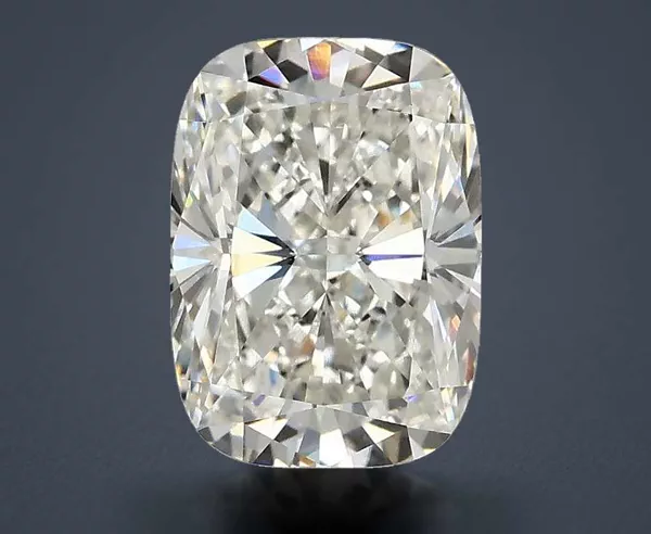 2.37 Carat · F · VVS2 Rare Carat Ideal Cut