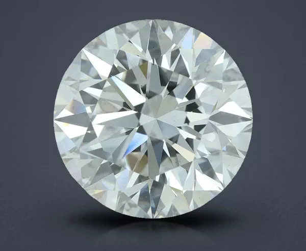 9.06 Carat · F · VS2 Rare Carat Ideal Cut