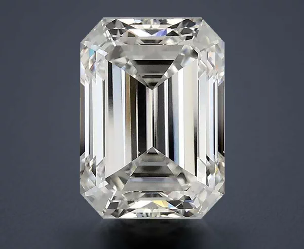3.08 Carat · G · VS2 Rare Carat Ideal Cut