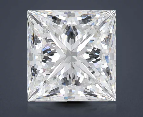 4.26 Carat · E · VVS2 Rare Carat Ideal Cut