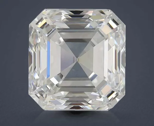 0.92 Carat · H · IF Rare Carat Ideal Cut