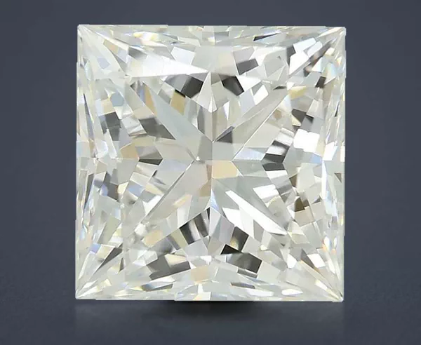4.01 Carat · E · VVS2 Rare Carat Ideal Cut