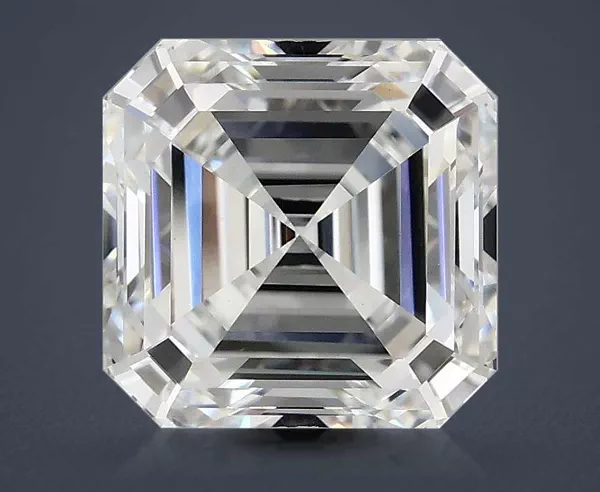 4.01 Carat · E · VVS2 Rare Carat Ideal Cut