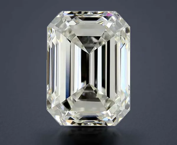 0.8 Carat · J · IF Rare Carat Ideal Cut