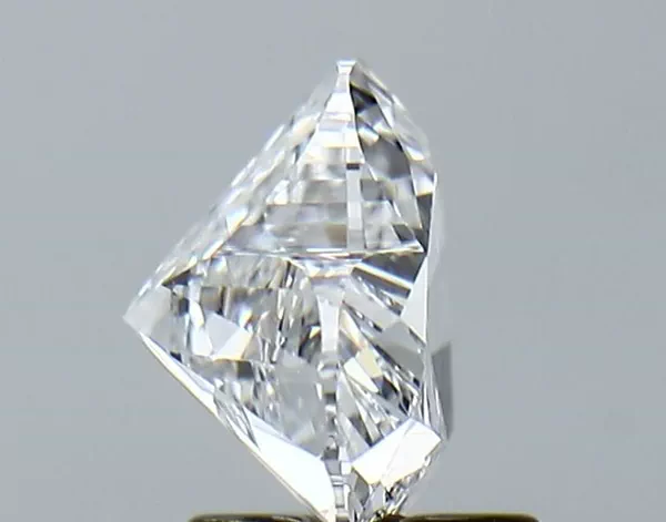 2.24 Carat · E · VVS2 Rare Carat Ideal Cut
