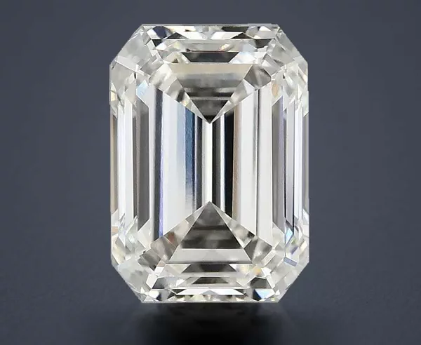 3.13 Carat · G · VVS2 Rare Carat Ideal Cut