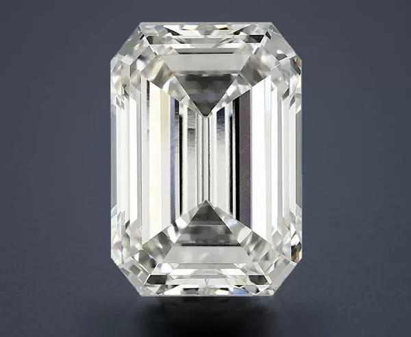 4.92 Carat · F · VVS2 Rare Carat Ideal Cut