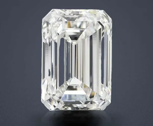 2.24 Carat · F · VS1 Rare Carat Ideal Cut