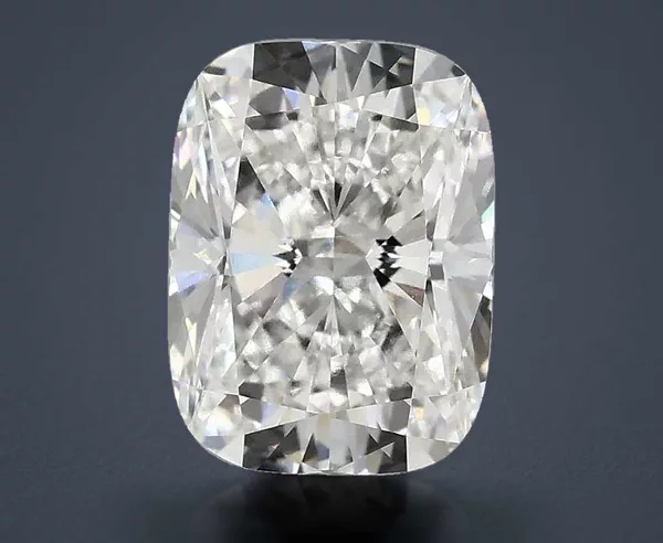 2.73 Carat · F · VS1 Rare Carat Ideal Cut