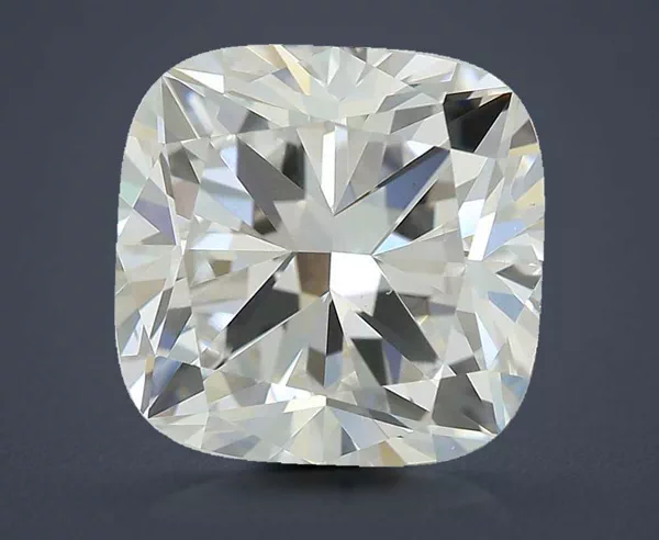 3.07 Carat · E · VS2 Rare Carat Ideal Cut