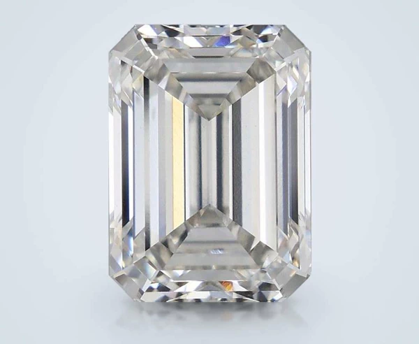 4.84 Carat · G · VVS2 Rare Carat Ideal Cut