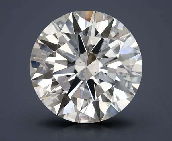 4.69 Carat · G · VS2 Rare Carat Ideal Cut
