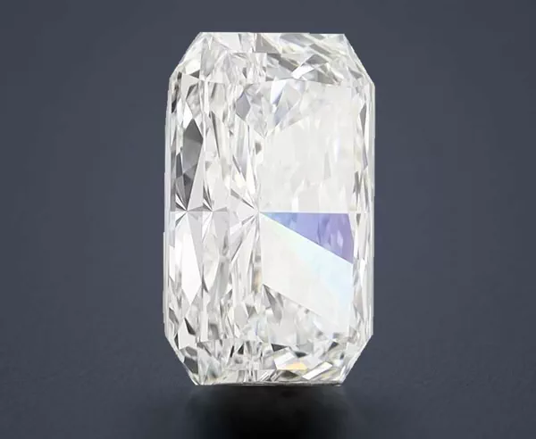 4.22 Carat · E · VVS2 Rare Carat Ideal Cut