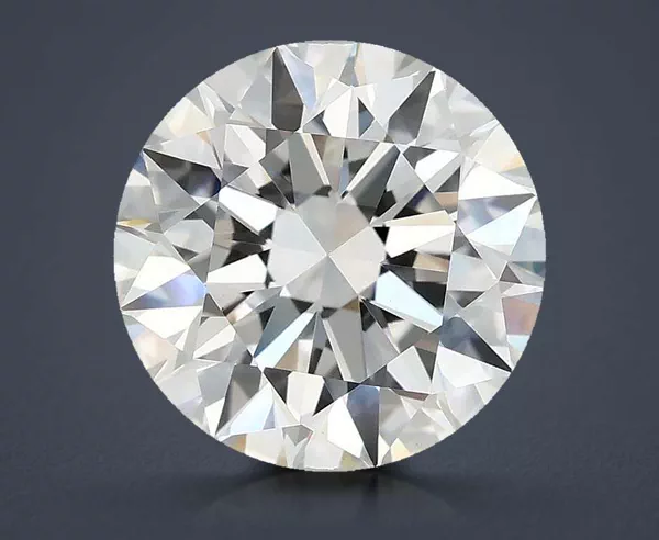 3.92 Carat · F · VVS2 Rare Carat Ideal Cut