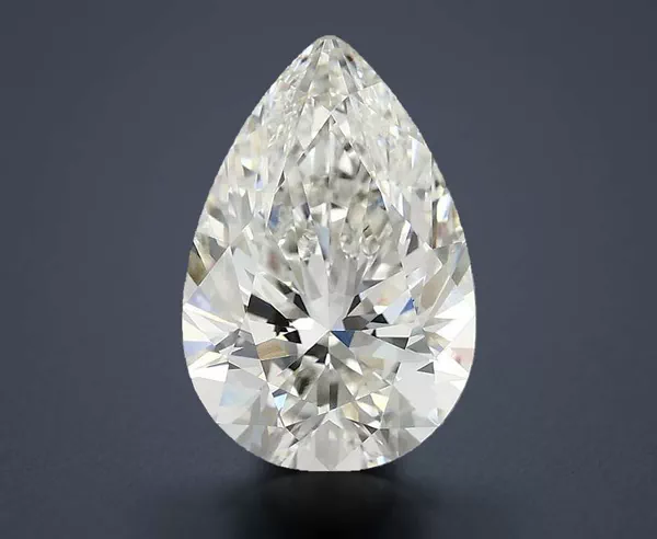 2.9 Carat · F · VS1 Rare Carat Ideal Cut