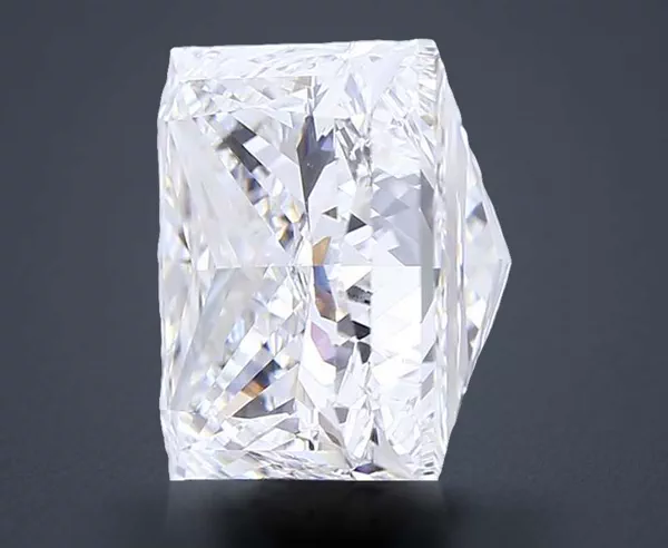 10.07 Carat · E · VVS2 Rare Carat Ideal Cut