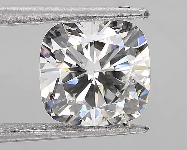 3.01 Carat · H · VS2 Rare Carat Ideal Cut