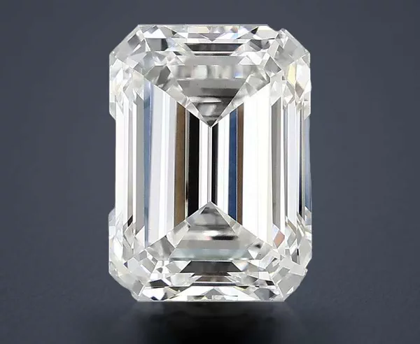 3 Carat · E · VS1 Rare Carat Ideal Cut