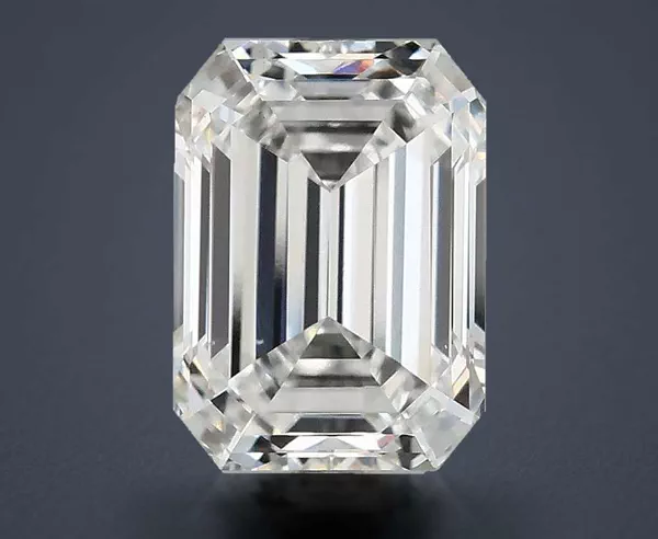 3.46 Carat · E · VS1 Rare Carat Ideal Cut