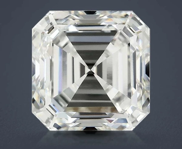 2.07 Carat · E · VVS2 excellent Cut