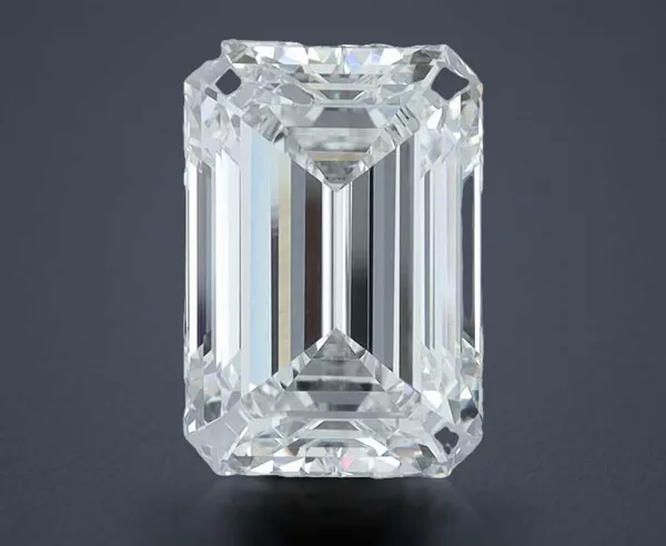 4.49 Carat · E · VS1 Rare Carat Ideal Cut