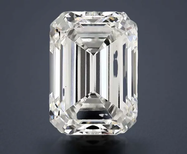 4.35 Carat · F · VS1 Rare Carat Ideal Cut