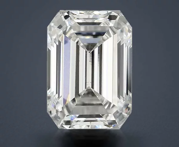 2.84 Carat · E · VS1 Rare Carat Ideal Cut