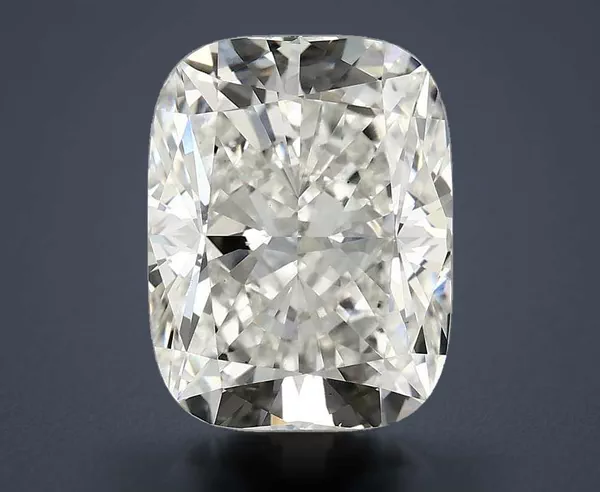 2.51 Carat · G · VS1 Rare Carat Ideal Cut