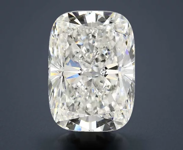 4.67 Carat · G · VVS2 Rare Carat Ideal Cut
